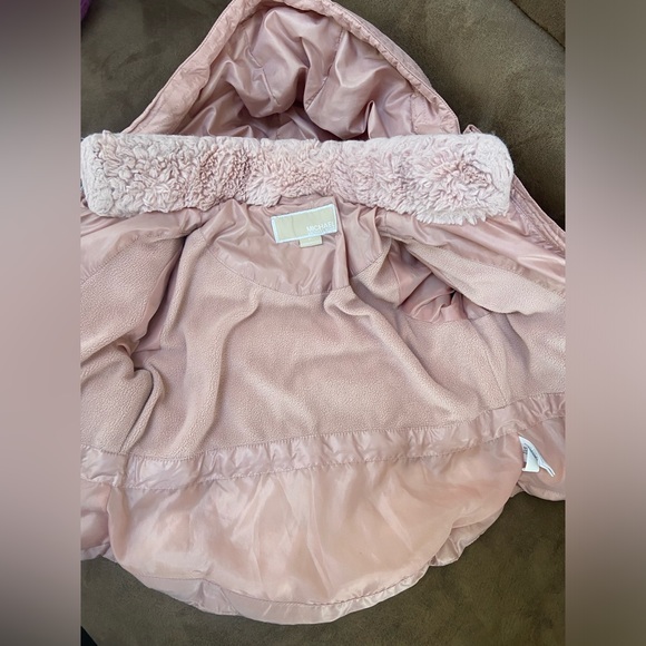MICHAEL KORS puffer jacket; 4T - Picture 5 of 8